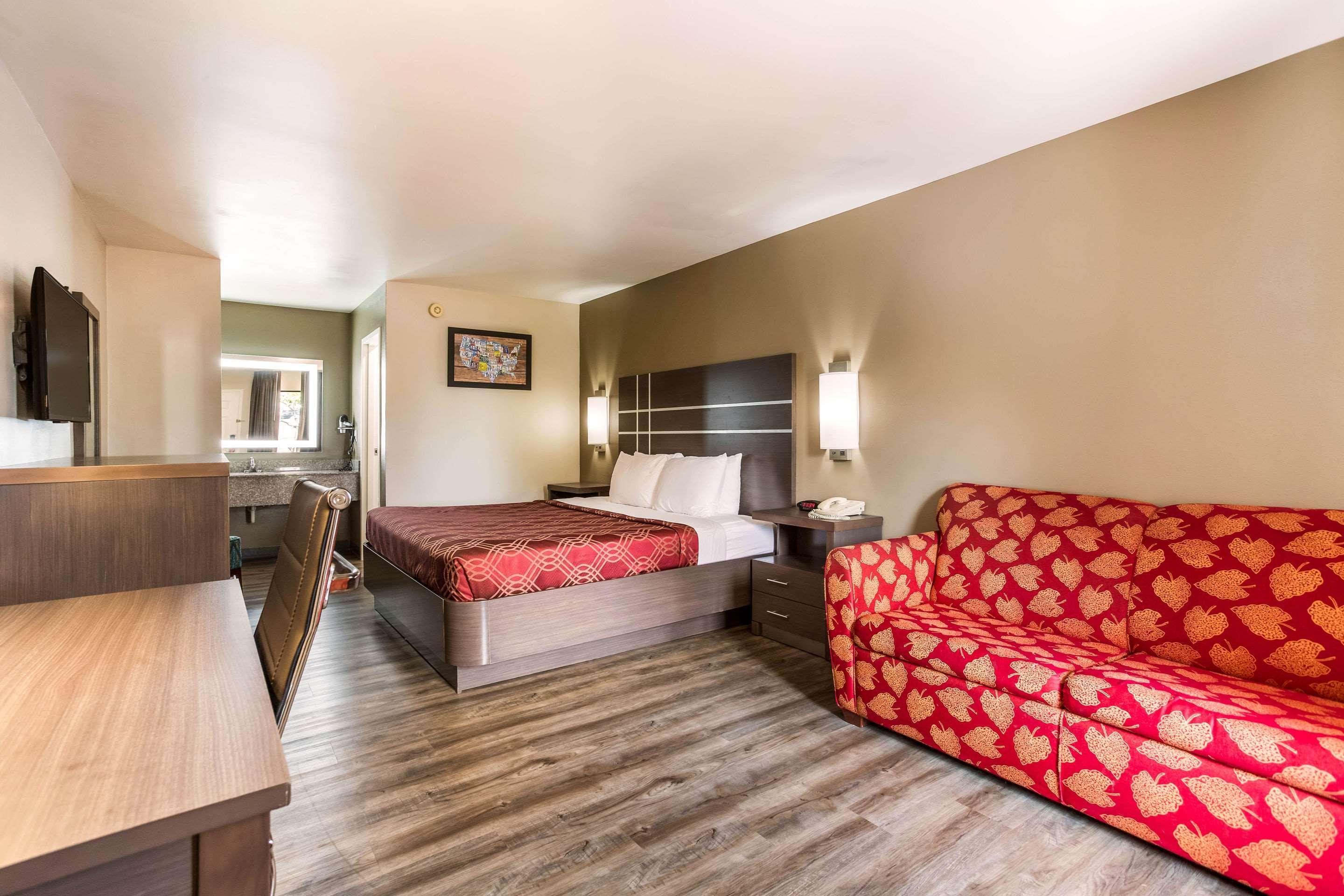 Econo Lodge Inn & Suites Мерфрисборо Экстерьер фото