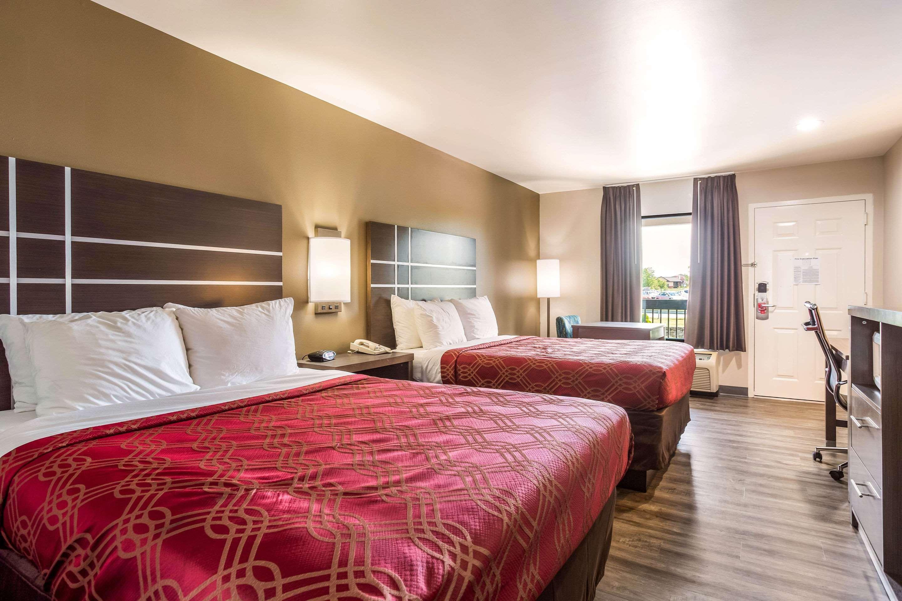 Econo Lodge Inn & Suites Мерфрисборо Экстерьер фото