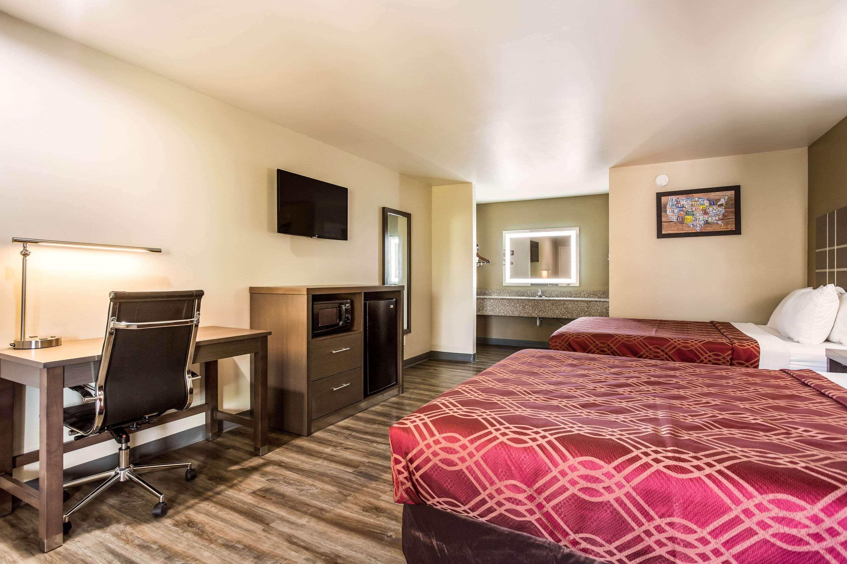 Econo Lodge Inn & Suites Мерфрисборо Экстерьер фото