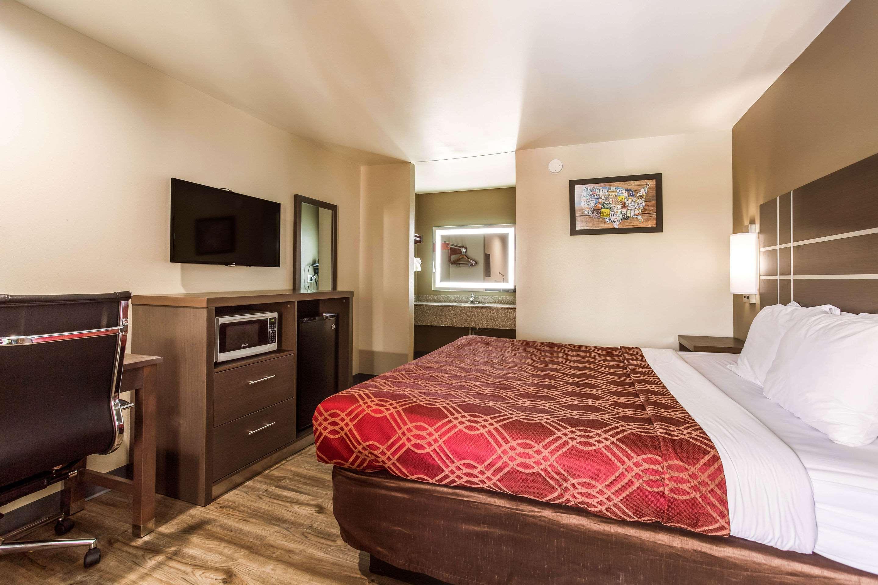 Econo Lodge Inn & Suites Мерфрисборо Экстерьер фото