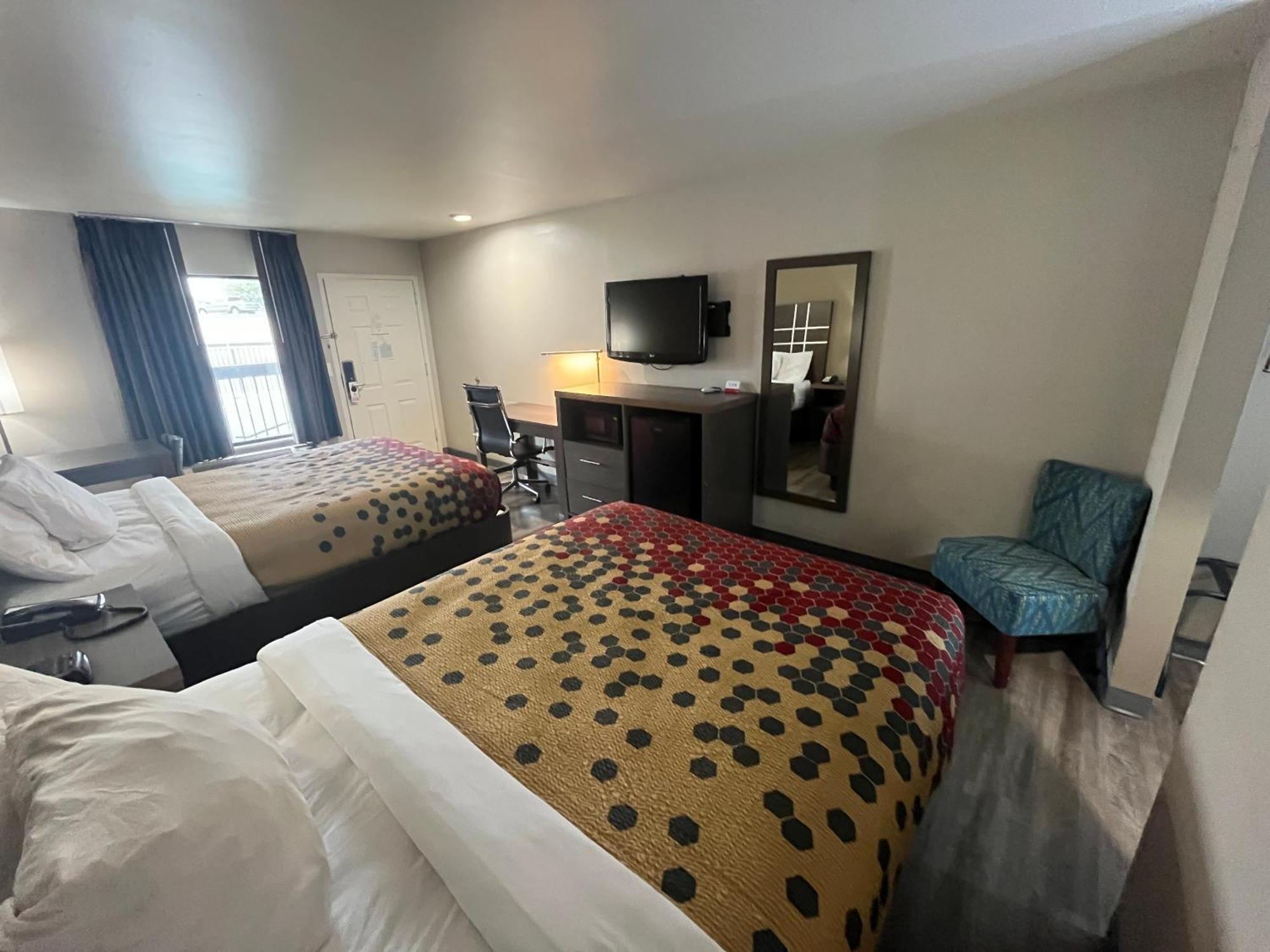 Econo Lodge Inn & Suites Мерфрисборо Экстерьер фото